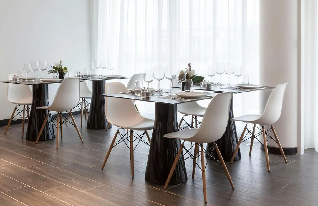 Ac Hotel By Marriott Paris Le Bourget Airport-1